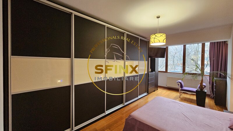 Titan, Basarabia 2 camere centrala gaz, bloc 2009  Noor parc metrou